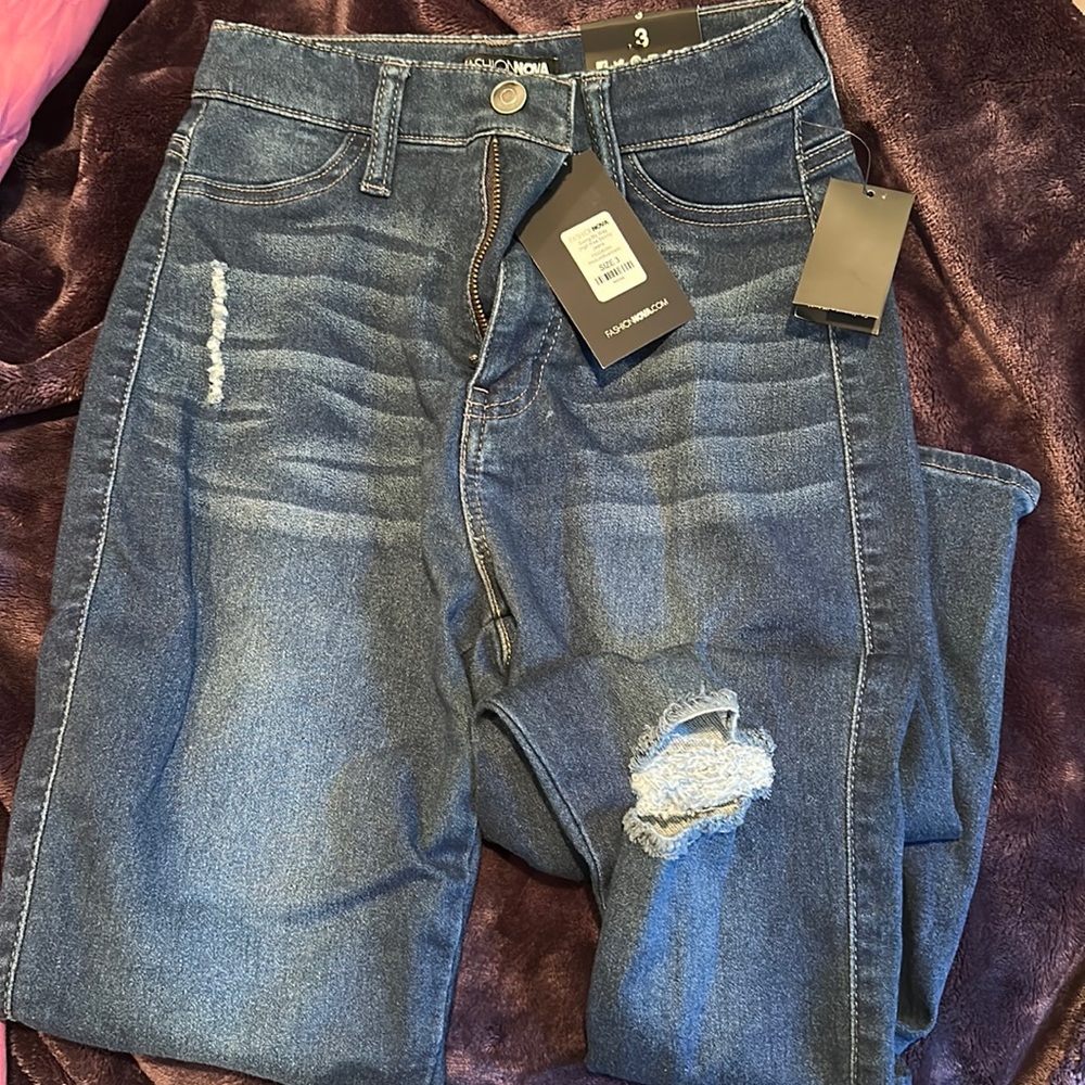Fashion Nova high rise skinny jeans